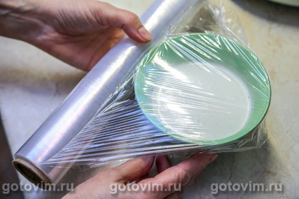 Куриные бедра с сырным соусом горгонзола и грецкими орехами Куриные бедра с сырным соусом горгонзола и грецкими орехами