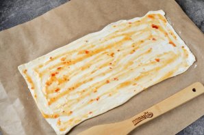 Канапе «Ёлочка» из слоеного теста Канапе «Ёлочка» из слоеного теста