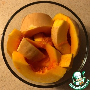 Булочки-кролики с яблочным пюре Булочки-кролики с яблочным пюре