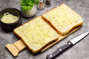 Сэндвич "Крок-мадам" Сэндвич "Крок-мадам"