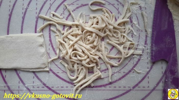 
Рецепт лапши с курицей и овощами в домашних условиях	