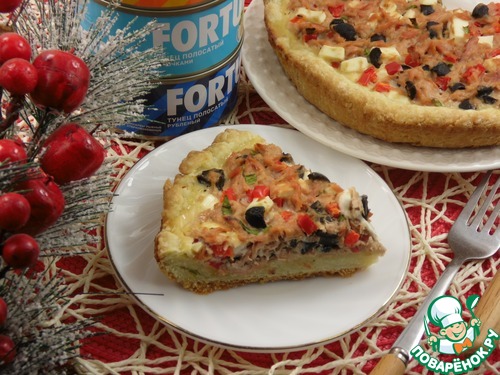 Киш с тунцом и перцем