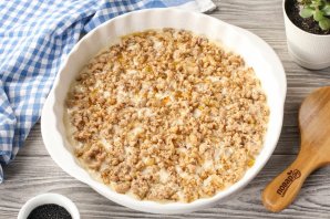 Заливной сырно-мясной пирог "Удивительный" Заливной сырно-мясной пирог "Удивительный"