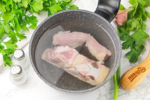 Китайский говяжий бульон Китайский говяжий бульон