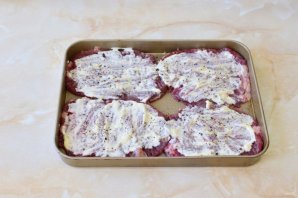 Телятина в духовке с ананасами Телятина в духовке с ананасами