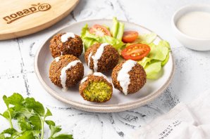 Фалафель с тахини Фалафель с тахини