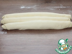 Пирожки из слоеного теста на кефире Пирожки из слоеного теста на кефире