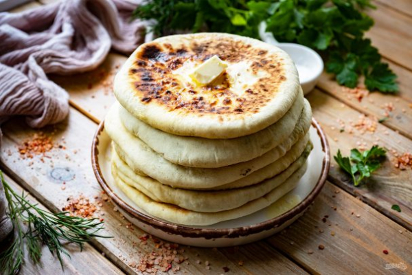 Хачапури на молоке с сыром Хачапури на молоке с сыром