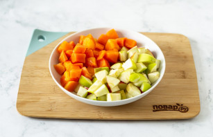 Компот из тыквы и яблок Компот из тыквы и яблок