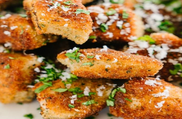 Наггетсы куриные в домашних условиях на сковороде в панировке
Наггетсы куриные в домашних условиях на сковороде в панировке