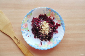 Куриный слоеный салат Куриный слоеный салат