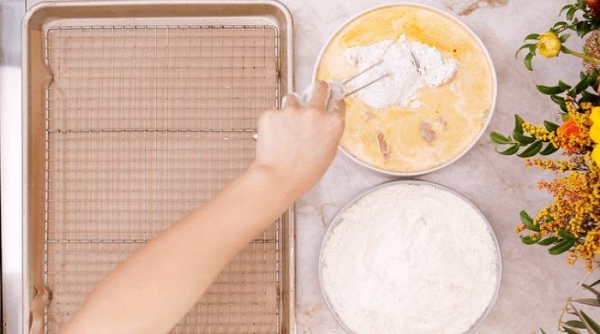 Куриное филе в кляре — рецепт приготовления с пошаговыми фото
Куриное филе в кляре — рецепт приготовления с пошаговыми фото