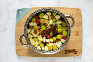 Компот из тыквы и яблок Компот из тыквы и яблок