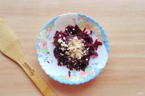 Куриный слоеный салат Куриный слоеный салат