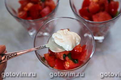 Слоеный салат из помидоров с крабовым мясом VIČI «Снежный краб» Слоеный салат из помидоров с крабовым мясом VIČI «Снежный краб»