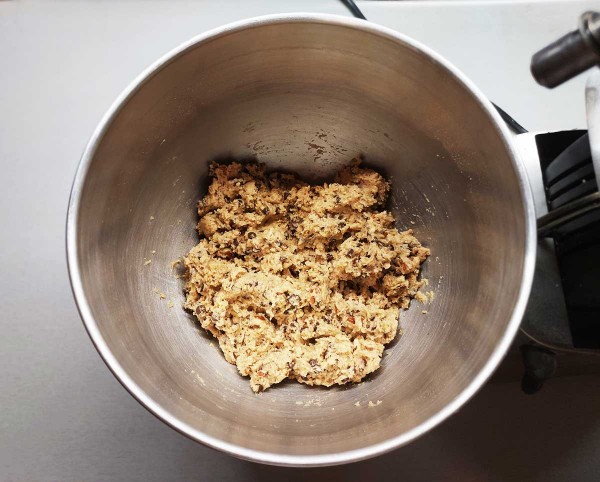 Печенье с шоколадом, орехами и солью Печенье с шоколадом, орехами и солью