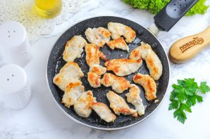 Шаурма с салатом "Айсберг" и курицей Шаурма с салатом "Айсберг" и курицей