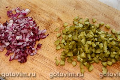 Оливье с копченым кальмаром