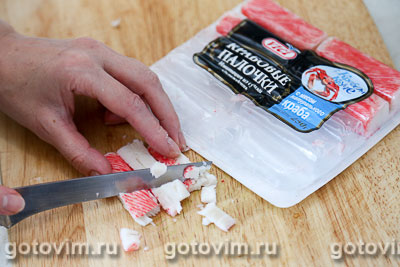 Салат из крабовых палочек «Снежный краб» VIČI с огурцами и кукурузой Салат из крабовых палочек «Снежный краб» VIČI с огурцами и кукурузой