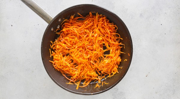 Селедка под «лисьей шубой» , пошаговый рецепт с фото на 436 ккал Селедка под «лисьей шубой» , пошаговый рецепт с фото на 436 ккал