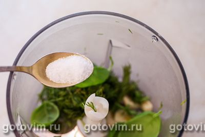 Салат греческий с кальмарами и овощами Салат греческий с кальмарами и овощами