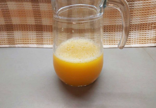 Фруктовый коктейль с шампанским Фруктовый коктейль с шампанским