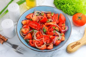 Салат из помидоров с соевым соусом Салат из помидоров с соевым соусом