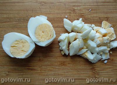 Салат «Гурман» с копченым кальмаром