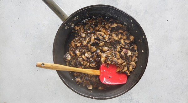 Селедка под «лисьей шубой» , пошаговый рецепт с фото на 436 ккал Селедка под «лисьей шубой» , пошаговый рецепт с фото на 436 ккал