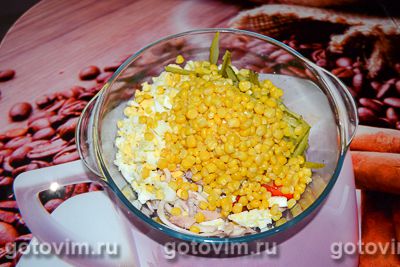 Салат из кальмаров с солеными огурцами Салат из кальмаров с солеными огурцами