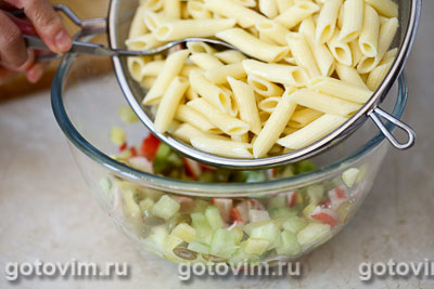 Макаронный салат с крабовыми палочками VIČI Макаронный салат с крабовыми палочками VIČI