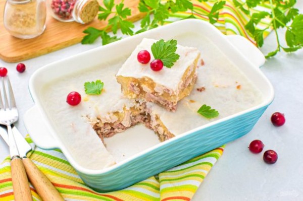Холодец из рульки и индейки Холодец из рульки и индейки