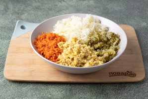 Салат с маринованными шампиньонами на год Дракона Салат с маринованными шампиньонами на год Дракона