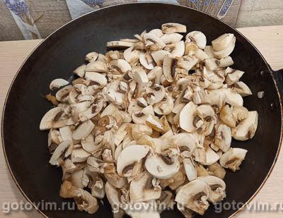 Салат с кальмарами и шампиньонами Салат с кальмарами и шампиньонами