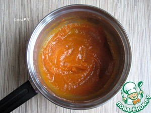 Белковый бисквитный рулет с хурмой