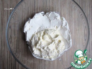 Белковый бисквитный рулет с хурмой