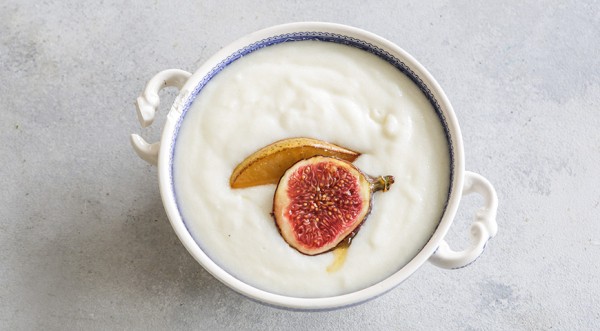 Манная каша в мультиварке на молоке, пошаговый рецепт с фото на 340 ккал Манная каша в мультиварке на молоке, пошаговый рецепт с фото на 340 ккал