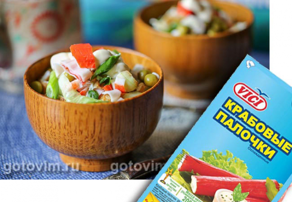 Салат с  крабовыми палочками VIČI,  яичным блинчиком и огурцом