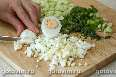 Салат из крабовых палочек «Снежный краб» VIČI с огурцами и кукурузой Салат из крабовых палочек «Снежный краб» VIČI с огурцами и кукурузой