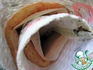 Белковый бисквитный рулет с хурмой