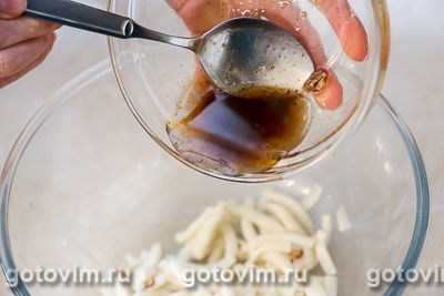 Салат из кальмаров с корейской морковью