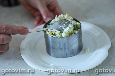 Салат из крабовых палочек «Снежный краб» VIČI с огурцами и кукурузой Салат из крабовых палочек «Снежный краб» VIČI с огурцами и кукурузой