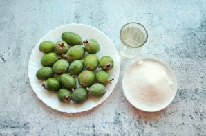 Настойка из фейхоа Настойка из фейхоа