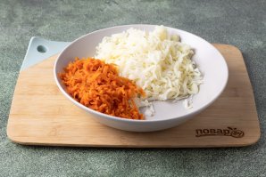 Салат с маринованными шампиньонами на год Дракона Салат с маринованными шампиньонами на год Дракона