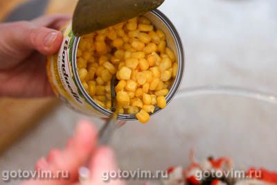 Салат из крабовых палочек с морской капустой