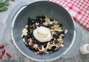 Салат с курицей в грейпфруте Салат с курицей в грейпфруте