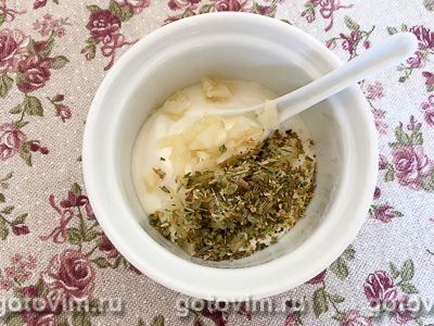 Салат с крабовыми палочками и помидорами «Сен-Флур» Салат с крабовыми палочками и помидорами «Сен-Флур»