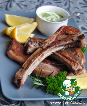 Бараньи котлеты на косточке с йогуртовым соусом