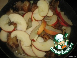 Бараньи рeбрышки с яблоками