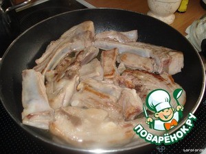 Бараньи рeбрышки в кисло-сладком соусе (хе! с вареньем!) Бараньи рeбрышки в кисло-сладком соусе (хе! с вареньем!)